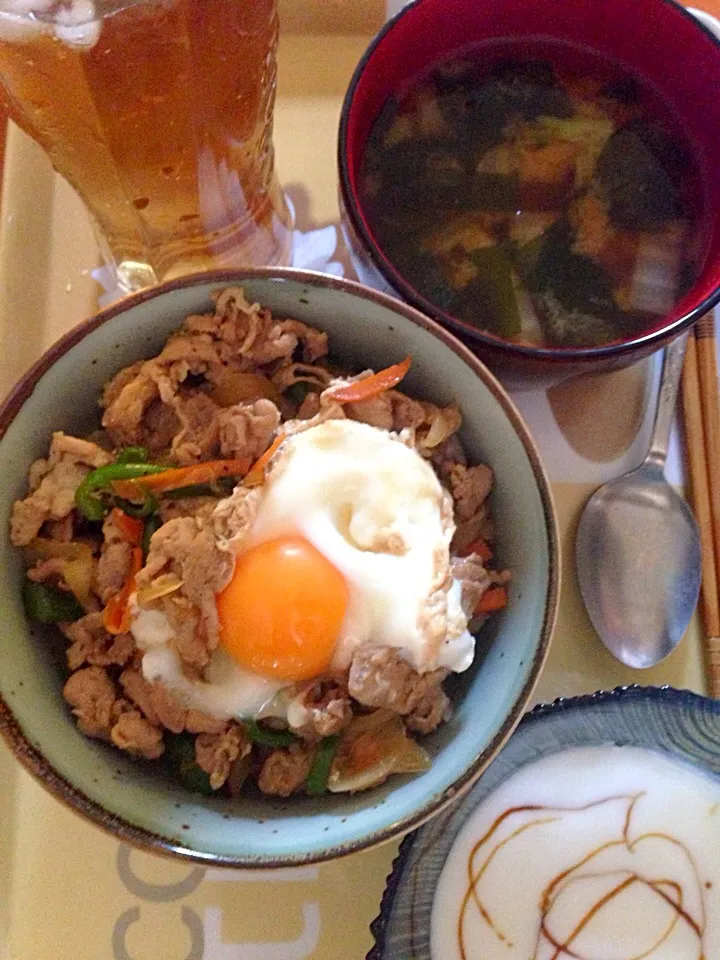 豚丼/部活にいく前の昼食|ゆかりすさん