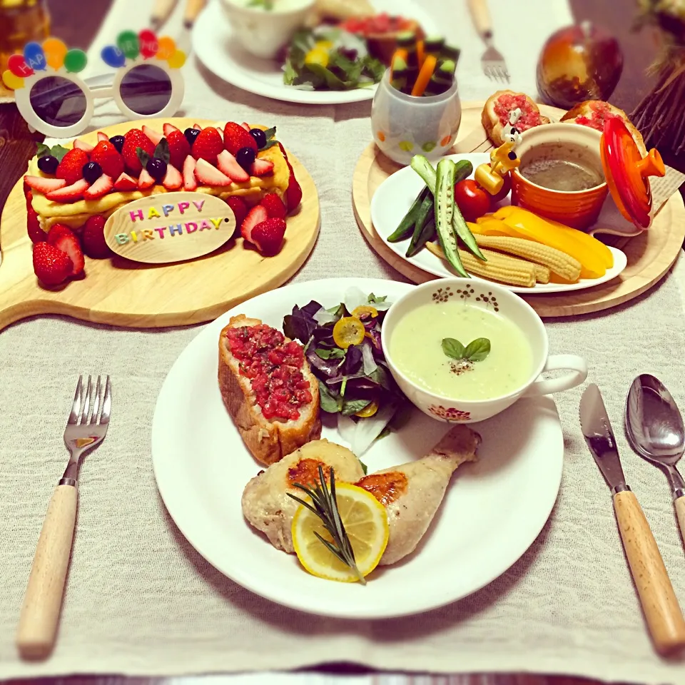 Snapdishの料理写真:お誕生日パーティ〜メニュー♫メインは、鶏肉のコンフィ|EMIRIさん