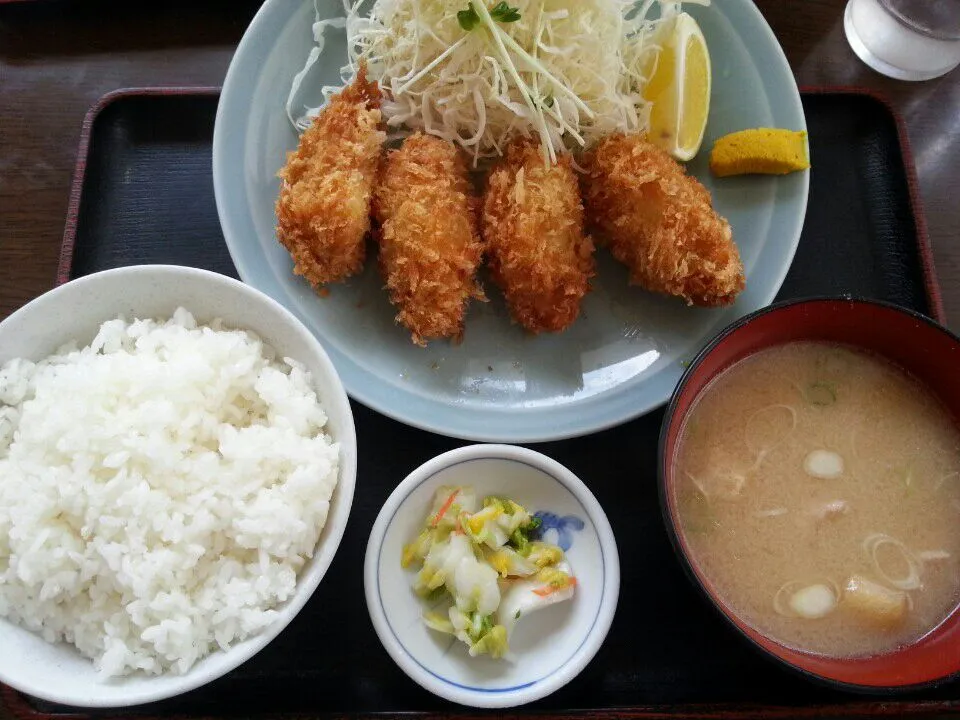 カキフライ定食|たくぞうさん