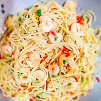 Snapdishの料理写真:Spicy prawn aglio olio|hakim.inwi@gmail.comさん