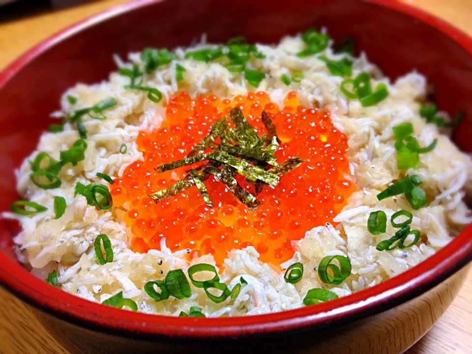 イクラしらす丼|ホッシーさん