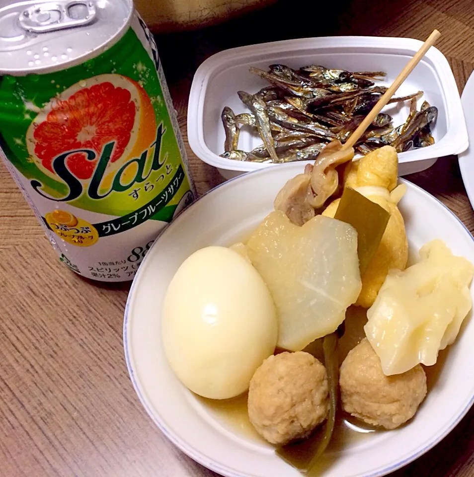 Snapdishの料理写真:Japanese Oden & small dry fish ...my dinner tonight...kampaiiii|Lorna Masayaさん