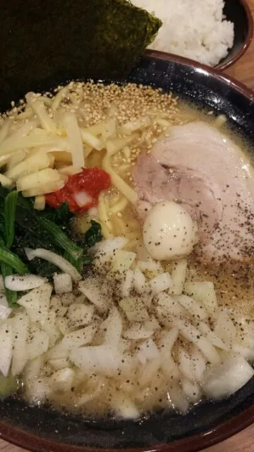 渋谷にやっと出来た家系ラーメン！(・∀・)！町田商店！ハンズ横|うめロクさん