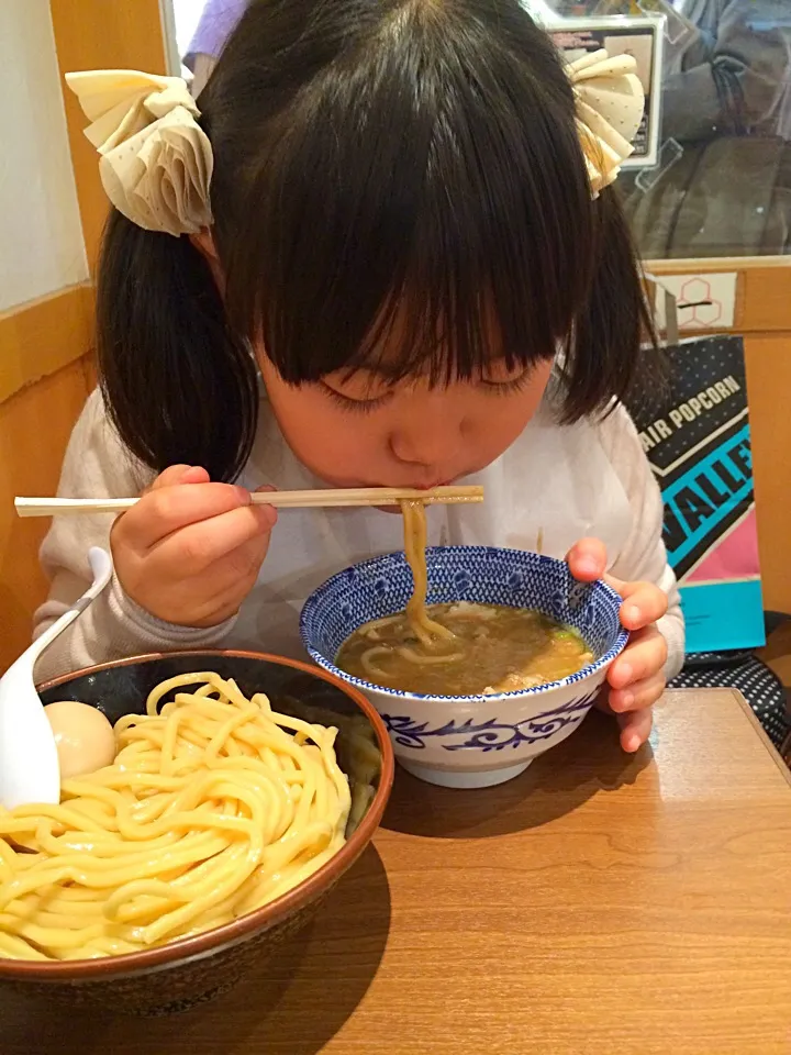 念願の六厘舎、豚玉つけめん|ともさん