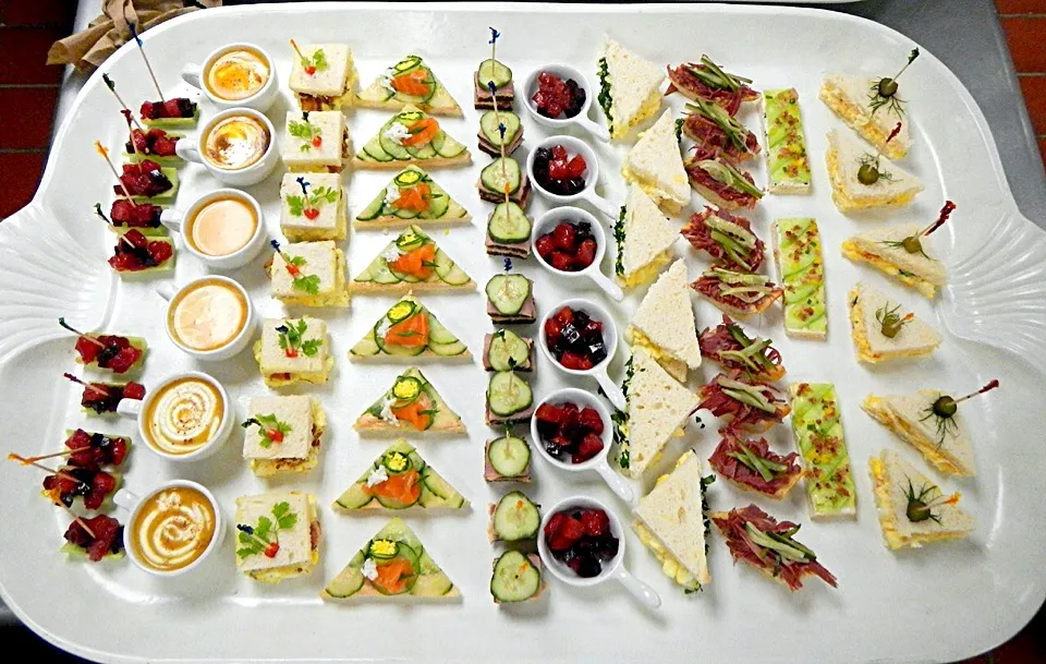 Tray of Hors D'oeuvres & Canapes|Woo J. Parkさん