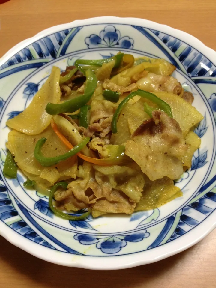 大根と豚バラのカレー風味炒め|まゆめろさん