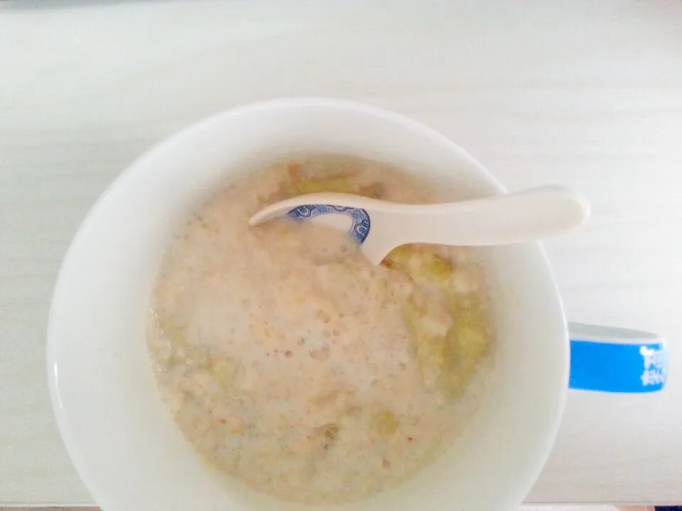 oatmeal - half milk half water and add a banana and nuke for 3 mins|loria kangさん