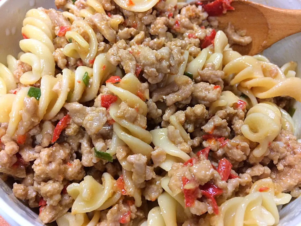 Asian bolognaise aka minced pork with soybeans and chillies|Ong Sor Fernさん