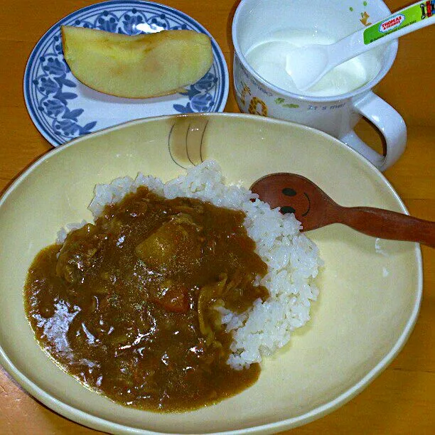 Snapdishの料理写真:ぼっちゃんの朝食
朝カレー|ふみぃさん