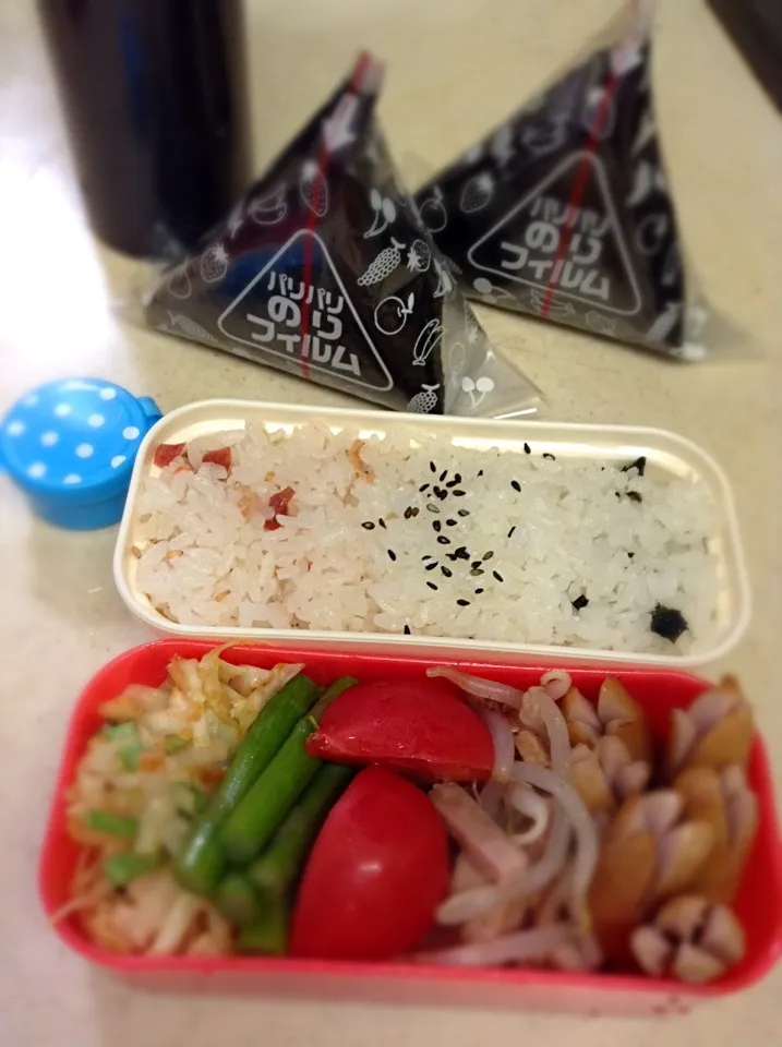 Today's JK lunch box & Onigiri for Honey. サラリーマンは休みだけど母は絶賛営業中しくしく|hoppycowさん