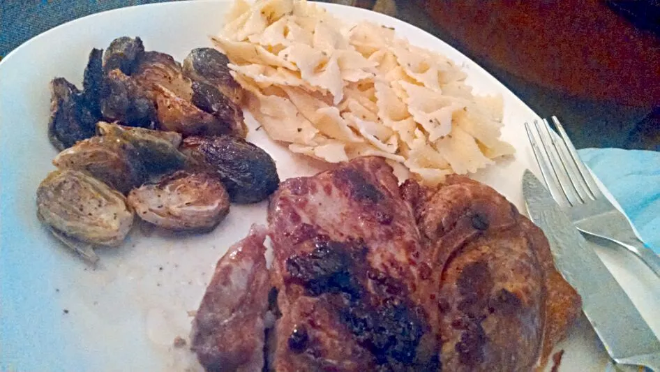 Pork steak, buttered noddles with rosemary, and roasted brussel sprouts!|Anna Cockayneさん