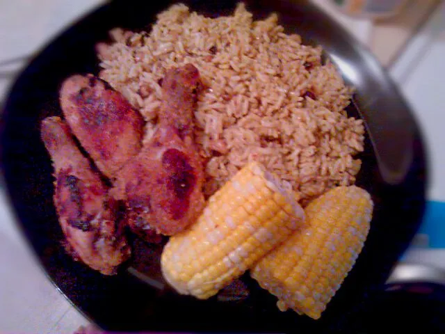 crispy baked chicken with rice and pea's and corn|Alyssa Ɲ Mohamedさん