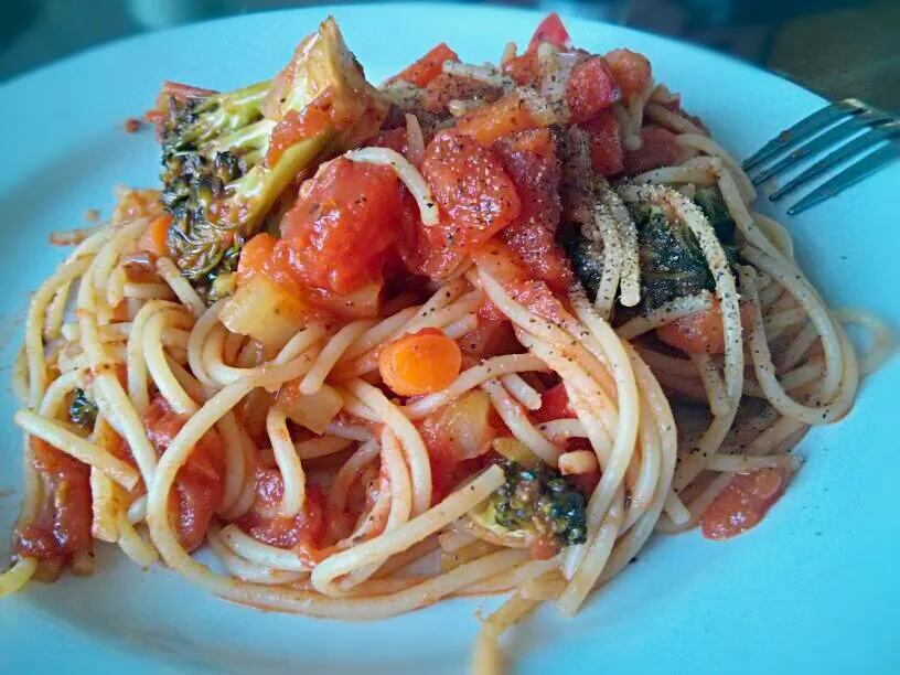 pasta with tomatoe sauce !|Julie Tranさん