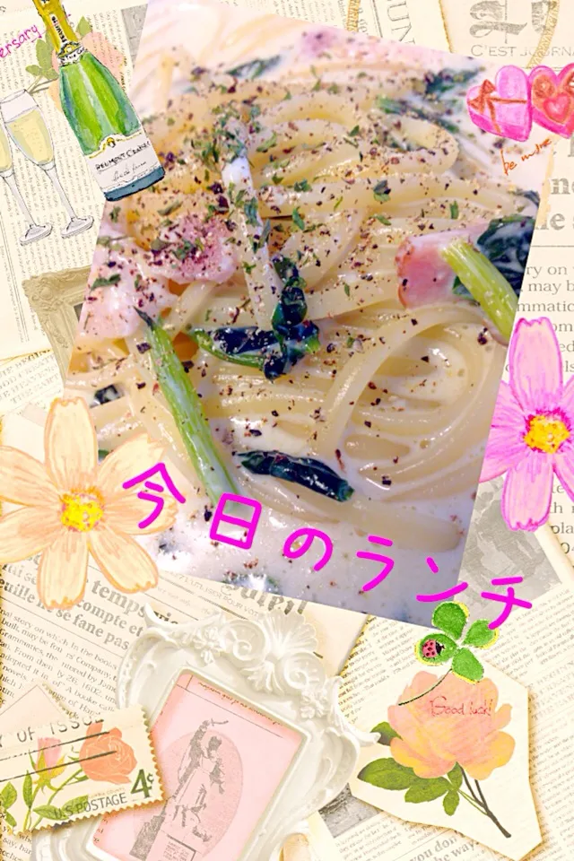 Snapdishの料理写真:☆我が家の☆                         ほうれん草とベーコンのクリームスープパスタ☆|みぽりんさん