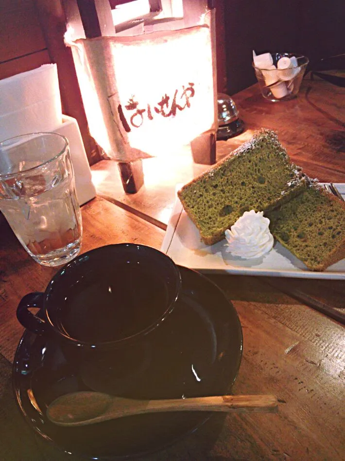 Snapdishの料理写真:coffee&抹茶シフォンcake～☆|☆Yumi☆さん