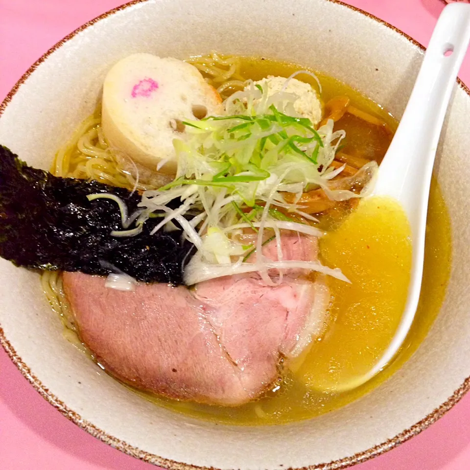 あやめ 塩ラーメン|カウンター嬢さん