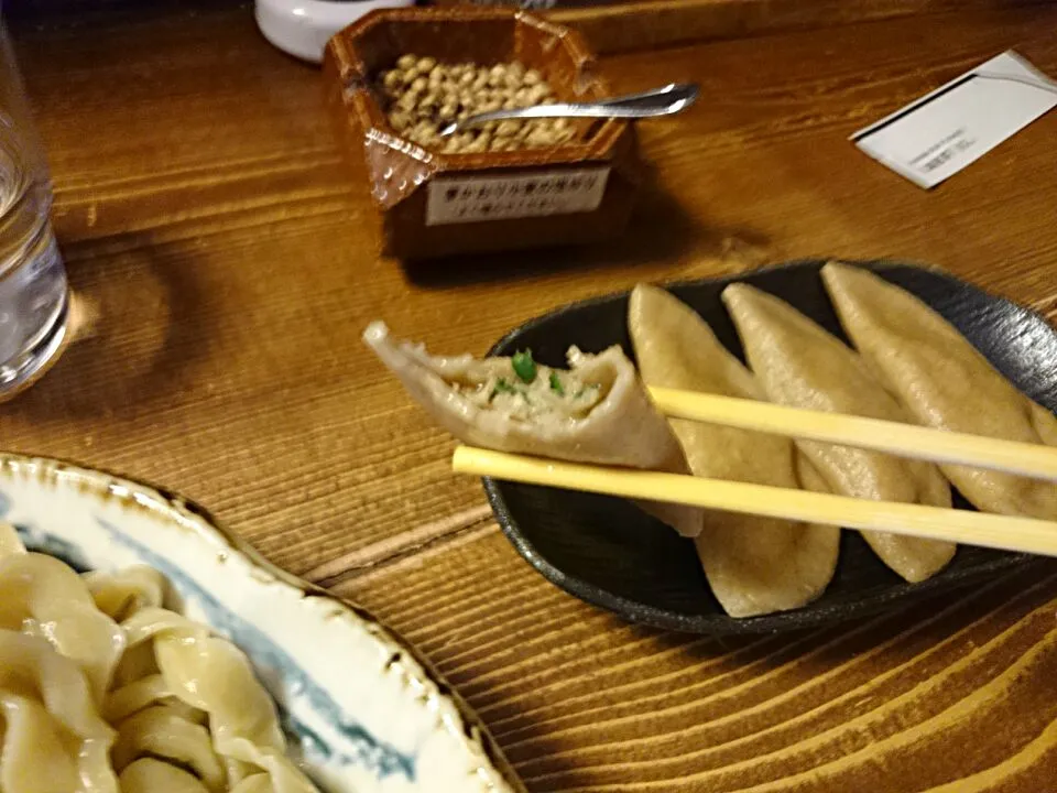 水餃子の中じゅわりん(*≧∀≦*)|やかんちゃんさん