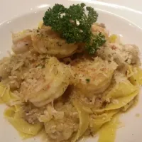 Snapdishの料理写真:Fettuccine prawn white wine sauce|Alex Smooth @ Gourmet deli (Siam Paragon)さん