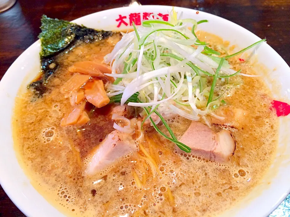 背脂ネギラーメン 大龍製麺|ヒロさん