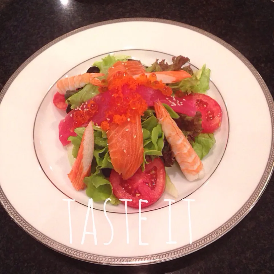 Snapdishの料理写真:Seafood salad|sarunghaemaiu💟さん