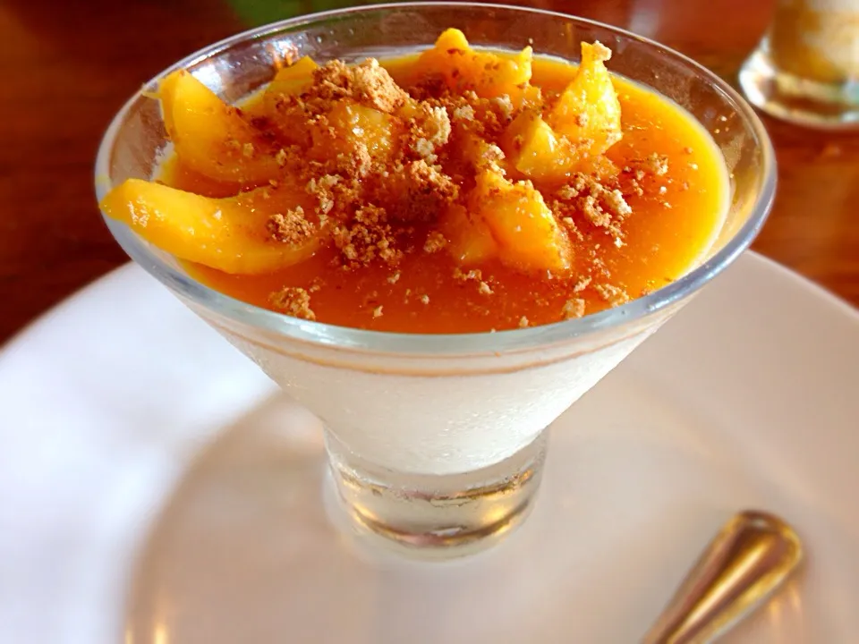 Pannacotta with mangos|maiさん