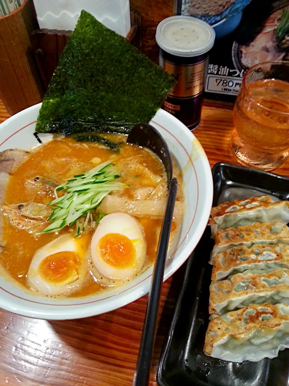 yummy spicy ramen with gyoza|Lottie Ibadlit Ninoblaさん