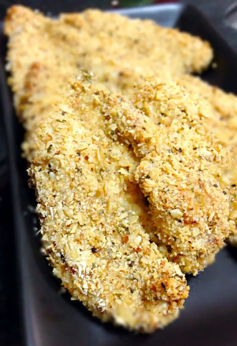 Parmesan-oat-almond meal crusted chicken breast|coxiella24さん