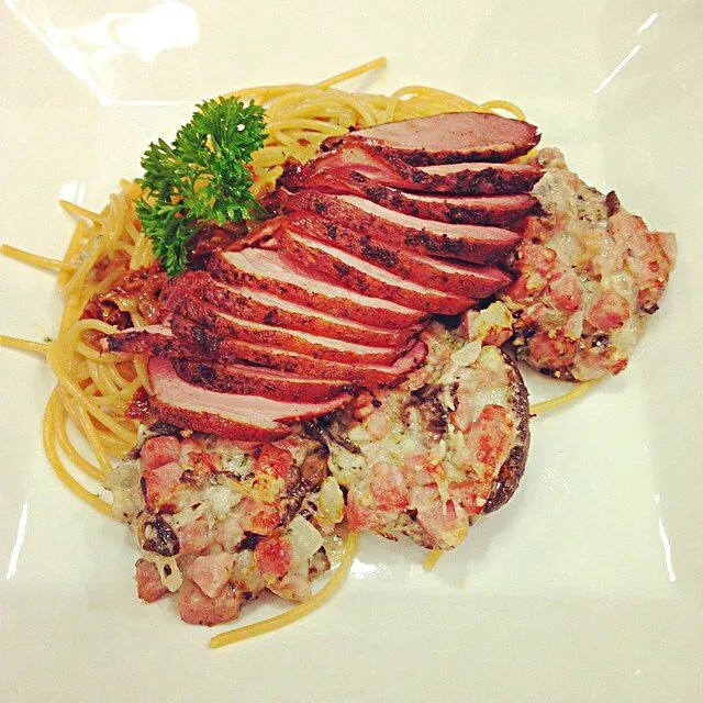 Spaghetti chipotle dark beer cream with smoked duck breast and stuffed champignon|Alex Smooth @ Gourmet deli (Siam Paragon)さん