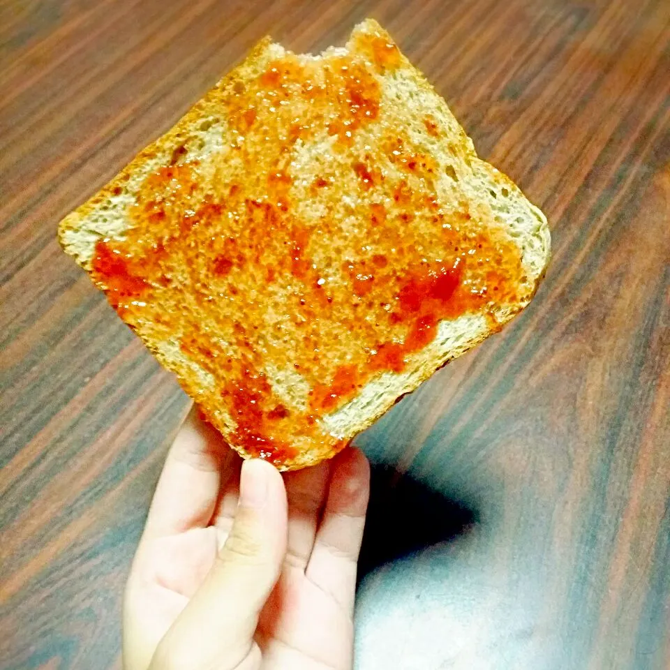 bread with strawberry jam.|foodie!!さん