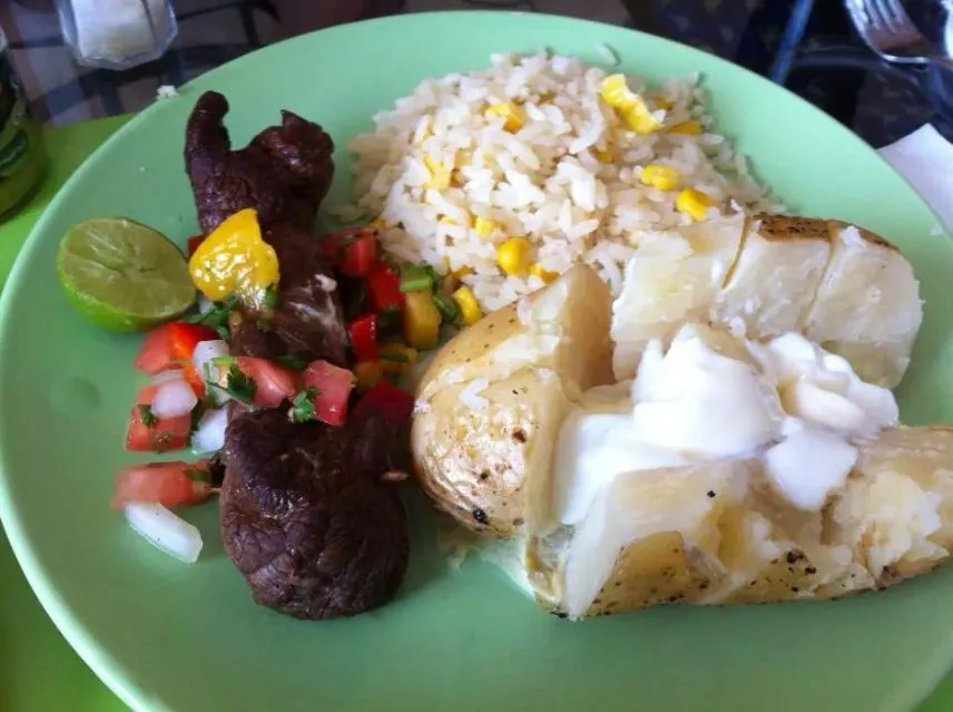 carne asada, arroz,y papa con mantequilla!|Javier Rdz.さん