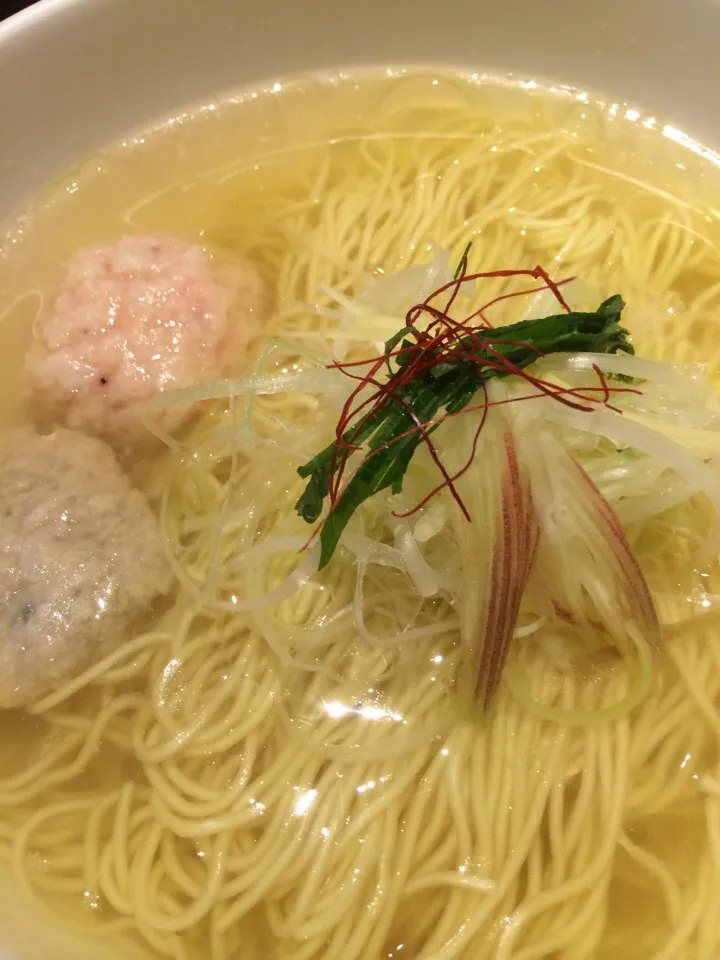 Snapdishの料理写真:新宿 麺屋 海神❗️ 塩ラーメン❗️|TAKさん