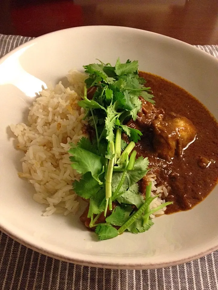 Chicken curry with lots of cilantro|Masayo Nさん