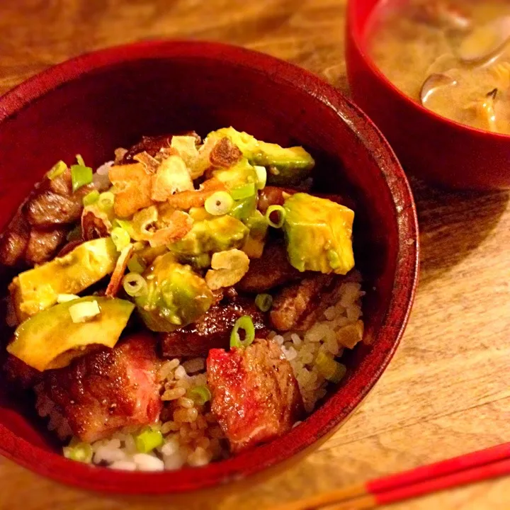 ご馳走牛丼 岡村牛！|yamさん