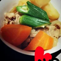 Snapdishの料理写真:ほくほく肉じゃが♡できたよー(つ･ω･)つ|akoさん