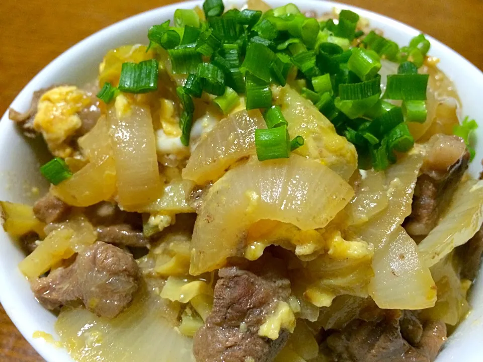 BBQの残り物ですき焼き風牛丼♪|Kimura Takeshiさん