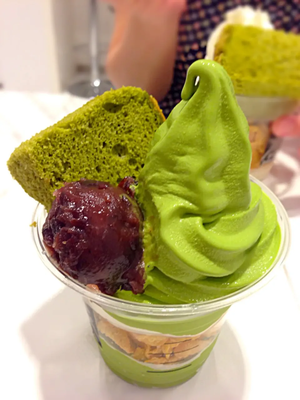 Matcha parfait with matcha chiffon cake@Tsujiri|coxiella24さん