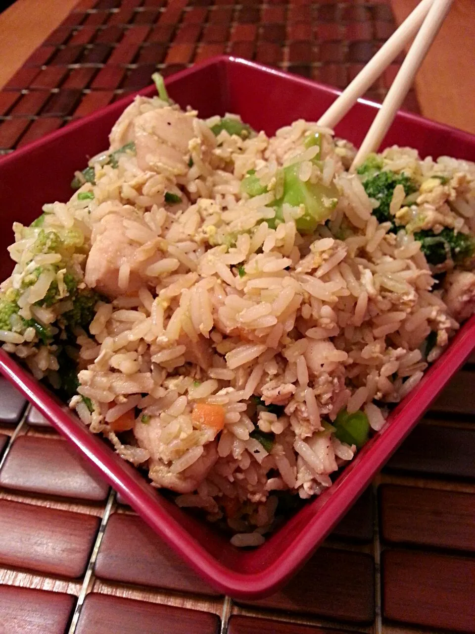 Chicken & Vegetable Brown Rice Bowl|Melissa Marie Hallさん