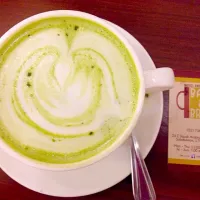 Perfect Matcha Green Tea. Afternoon delight. 😊|Mariaさん