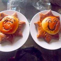 Snapdishの料理写真:Sun bread🌞お日様パン