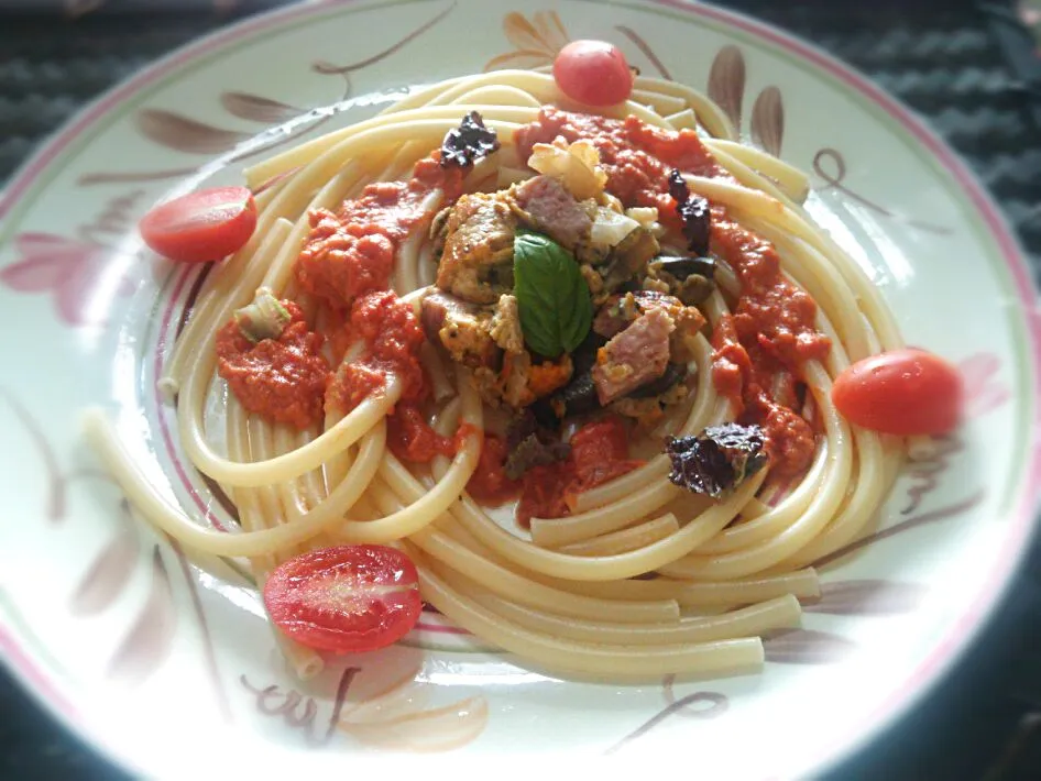 Maccheroncini sugo al mascarpone e pomodoro(^^)
マスカルポーネチーズとトマトソースのマカロンチーニ(^^)|quitaさん