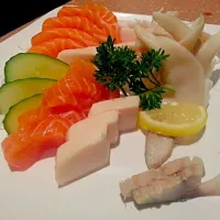 Sashimi - salmon, white tuna|Deanneさん