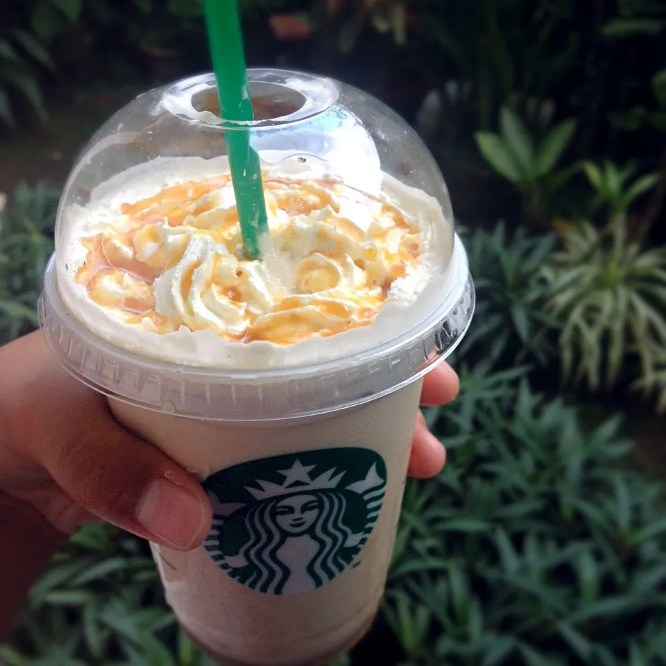 Caramel frappuccino|amandakalilaさん