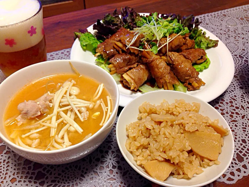 筍尽くし〜筍ご飯、肉巻き筍、筍入り味噌汁〜|happylifeさん