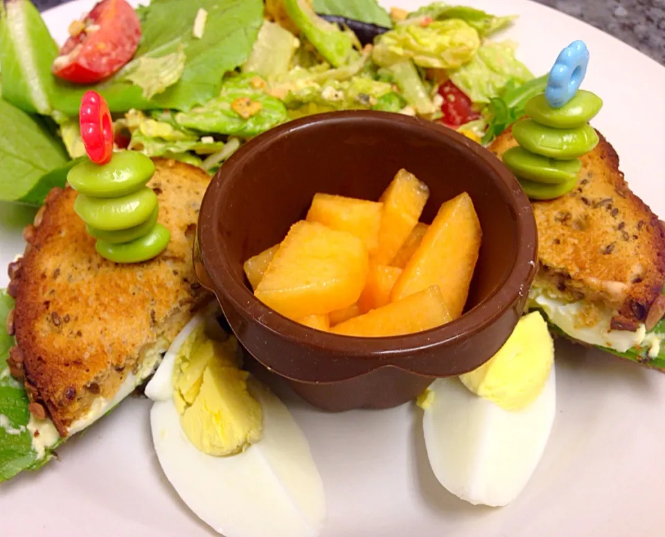 Egg Salad Sandwich and  Green Salad side with Cantalope|Cheryl Melnickさん