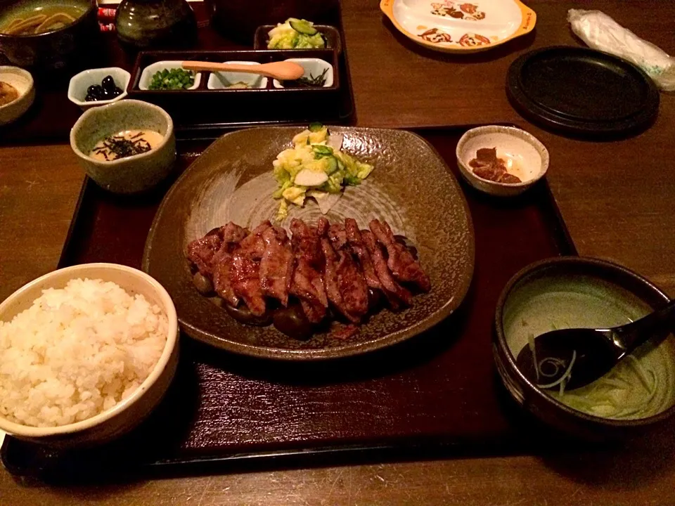 牛タン定食|あろえ('∀`)さん