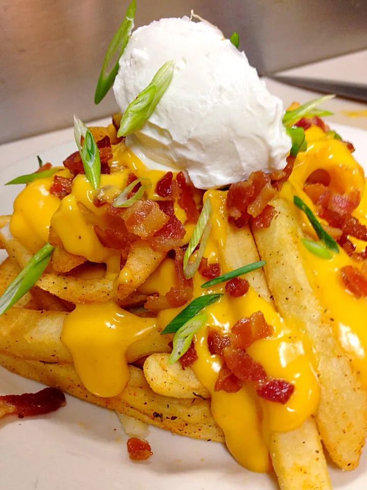 Snapdishの料理写真:Loaded Cajun Fries|Chef Ampさん