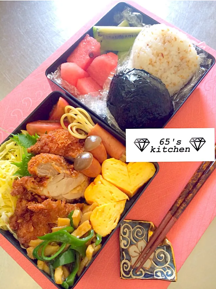 Snapdishの料理写真:65's特製 チキンカツ弁当|65's kitchenさん