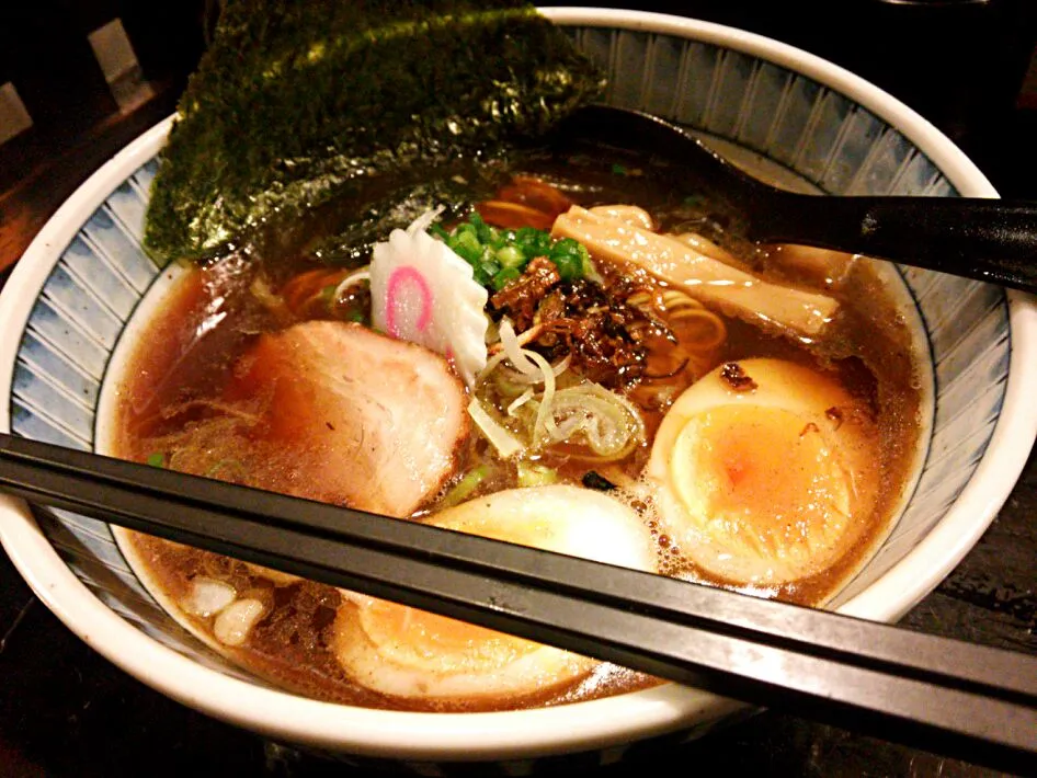 大井町・幸龍   醤油ラーメン|りくれんさん