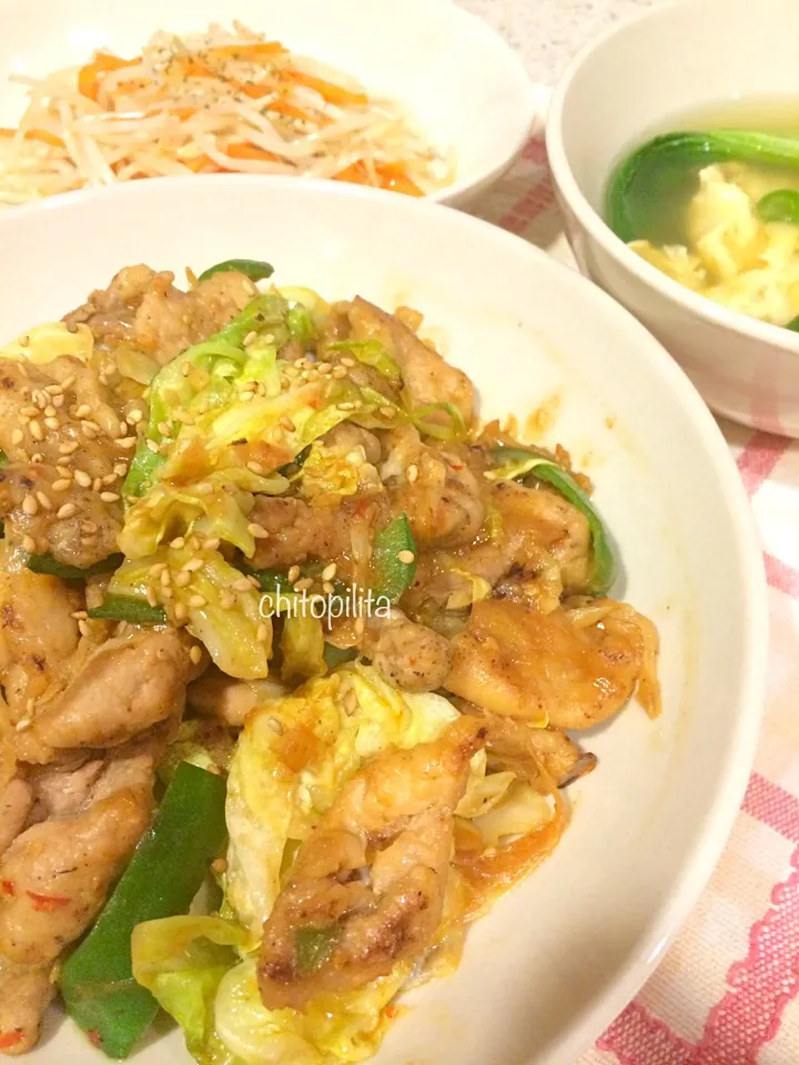 Dinner table - Twice cooked pork, Egg soup, Been sprout Namul|chitopilitaさん