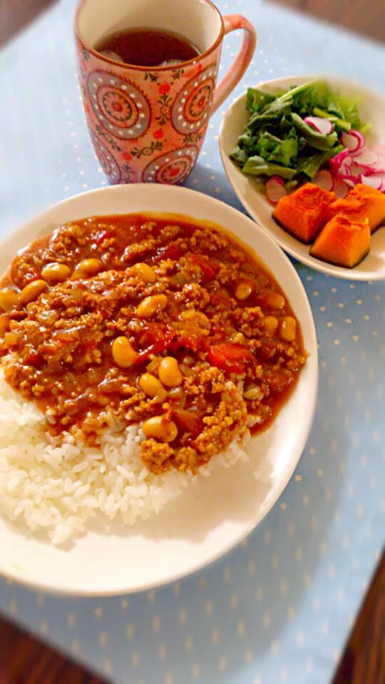 Snapdishの料理写真:挽き肉と豆のトマトカレー|ゆきさん